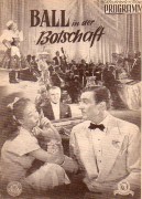 198: Ball in der Botschaft,  Walter Pidgeon, Roddy McDowell,
